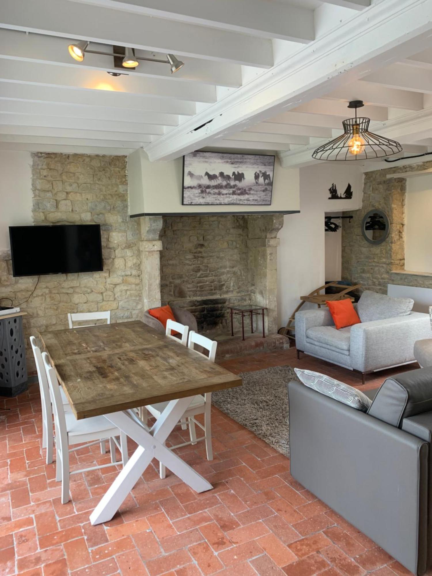 Comfortable House For 6 Guests In Saint-Come-Du-Mont Villa Luaran gambar